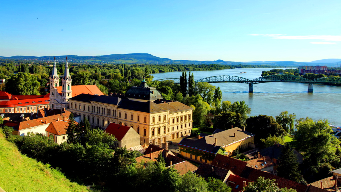 <b>维京游轮东欧五国多瑙河11天10晚（捷克、奥地利、匈牙利、德国、斯洛伐克）</b>